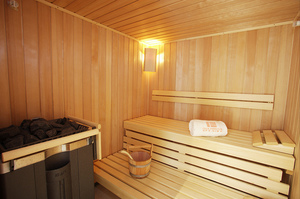 Как правильно крепить вагонку к стенам в бане: методы монтажа, советы - «Строительство»