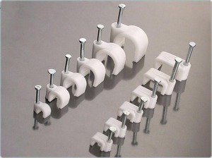 Как закрепить провода: различные способы крепления на стене - «Строительство»